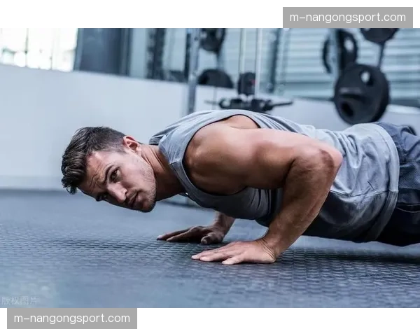 努涅斯的爆发力冲刺面临考验，迈阿密湿热气候或增加其肌肉负荷与体能恢复难度。